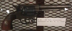 F.N. 38 Standard Calibre Revolver